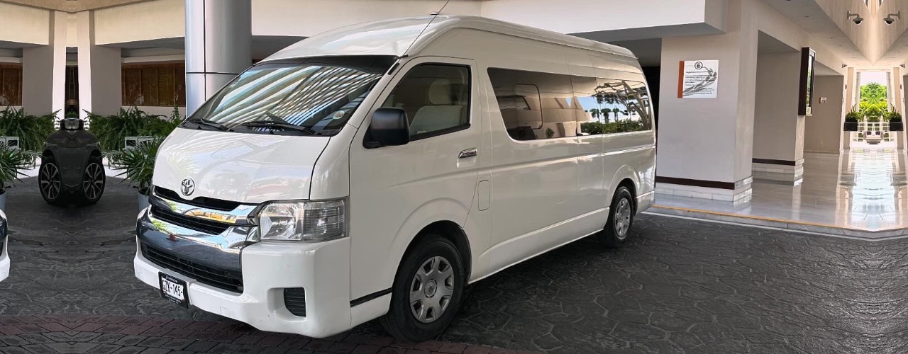 Renta de Camionetas Suburbans Vans en Acapulco